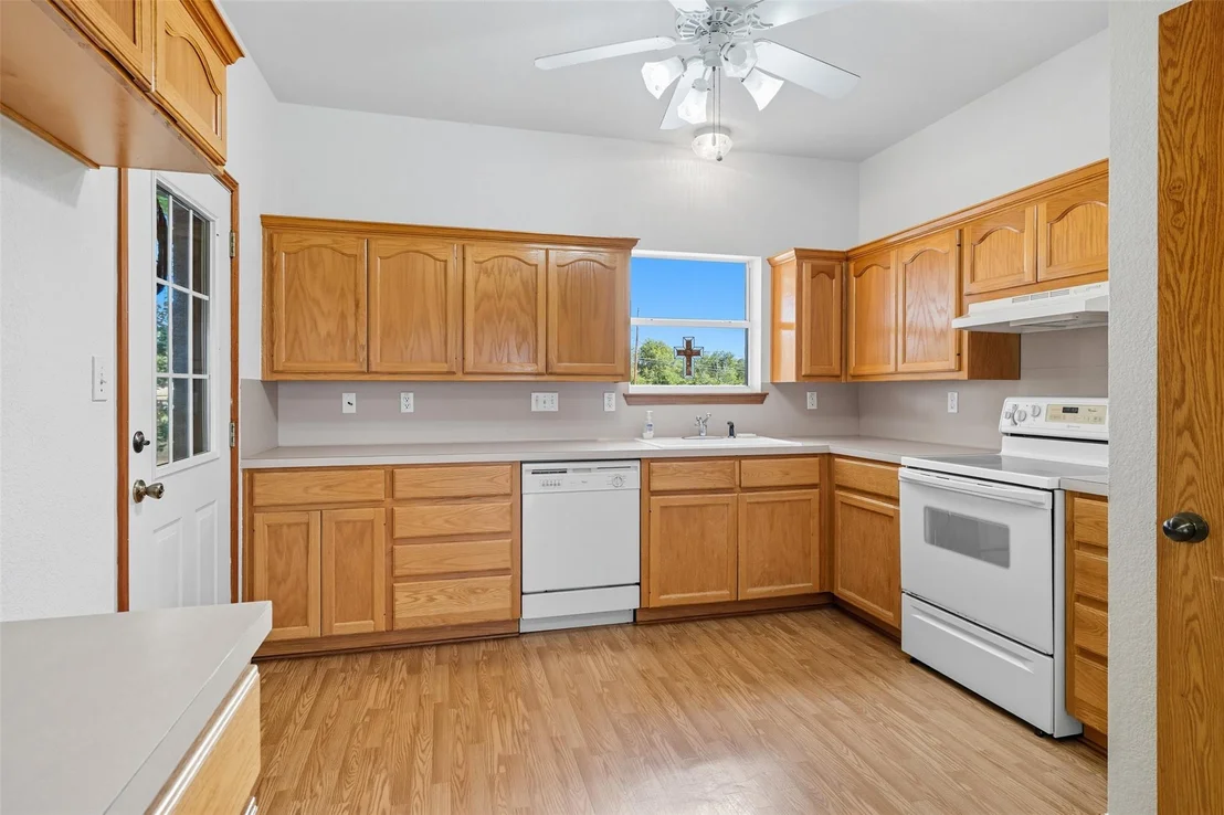 Photo of 105 Davis DR