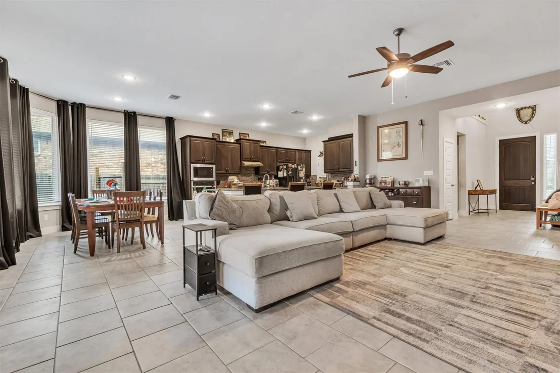 Photo of 487 Gamble DR
