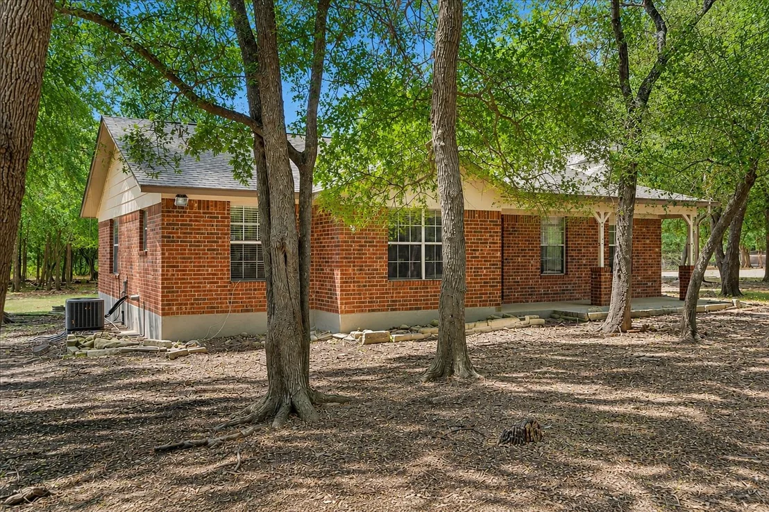 Photo of 2150 124 County RD