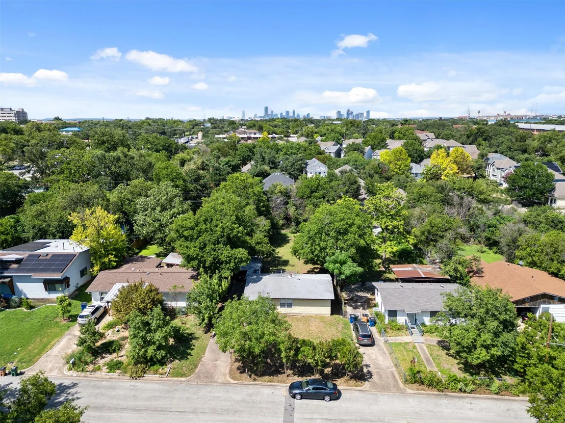 Photo of 408 Clover CT