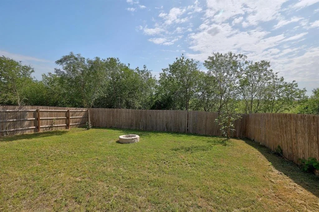 Photo of 614 Pinnacle DR