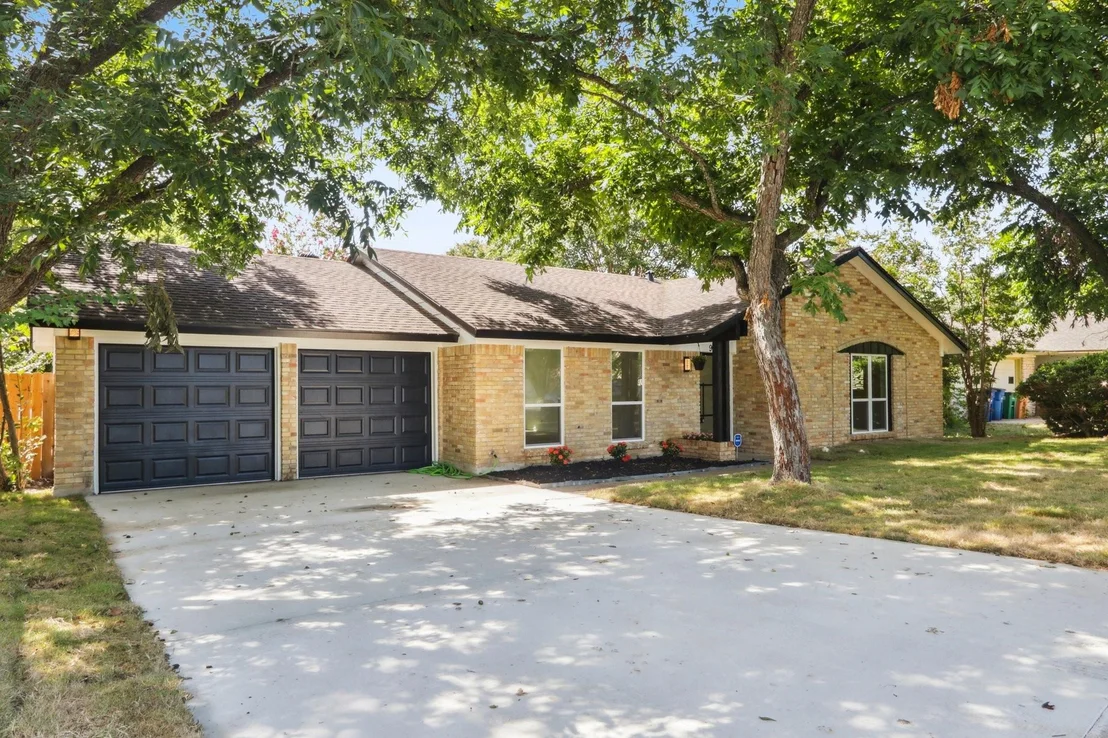 Photo of 9807 Kendal DR