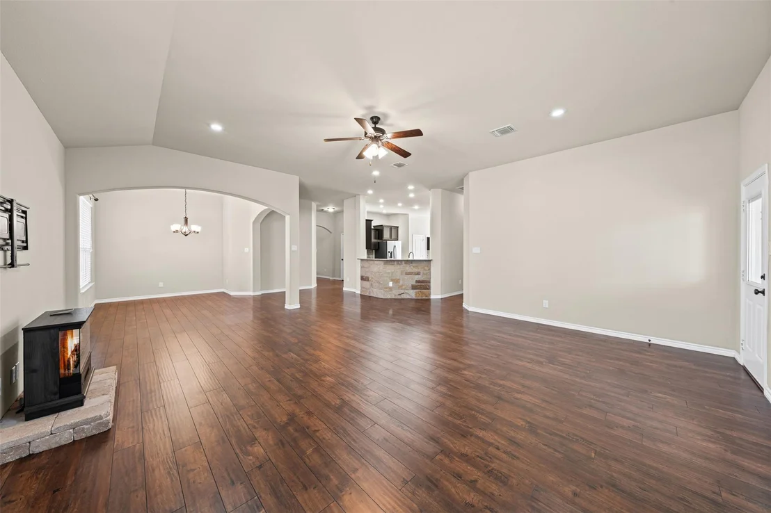 Photo of 5502 Juno DR