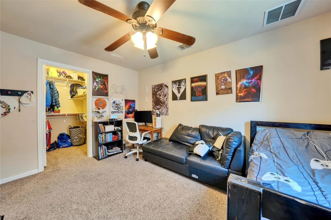 Photo of 228 Lavender LN