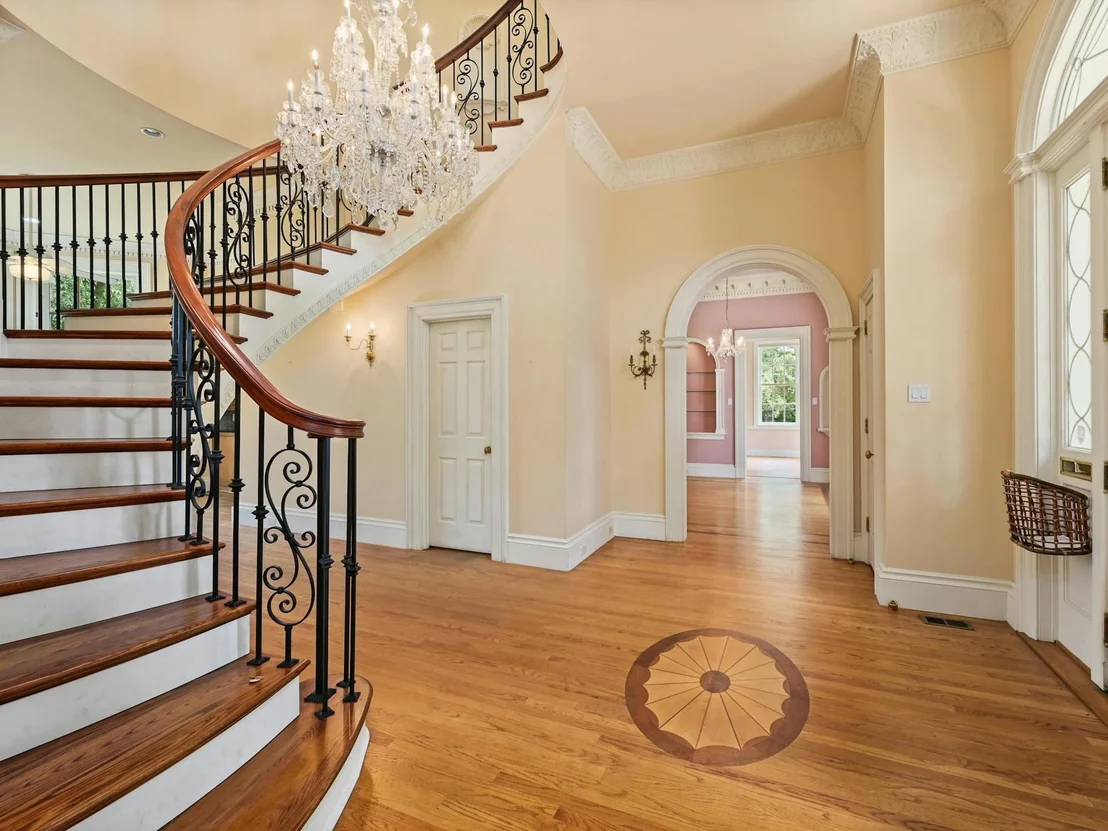 Photo of 3501 Hampton RD