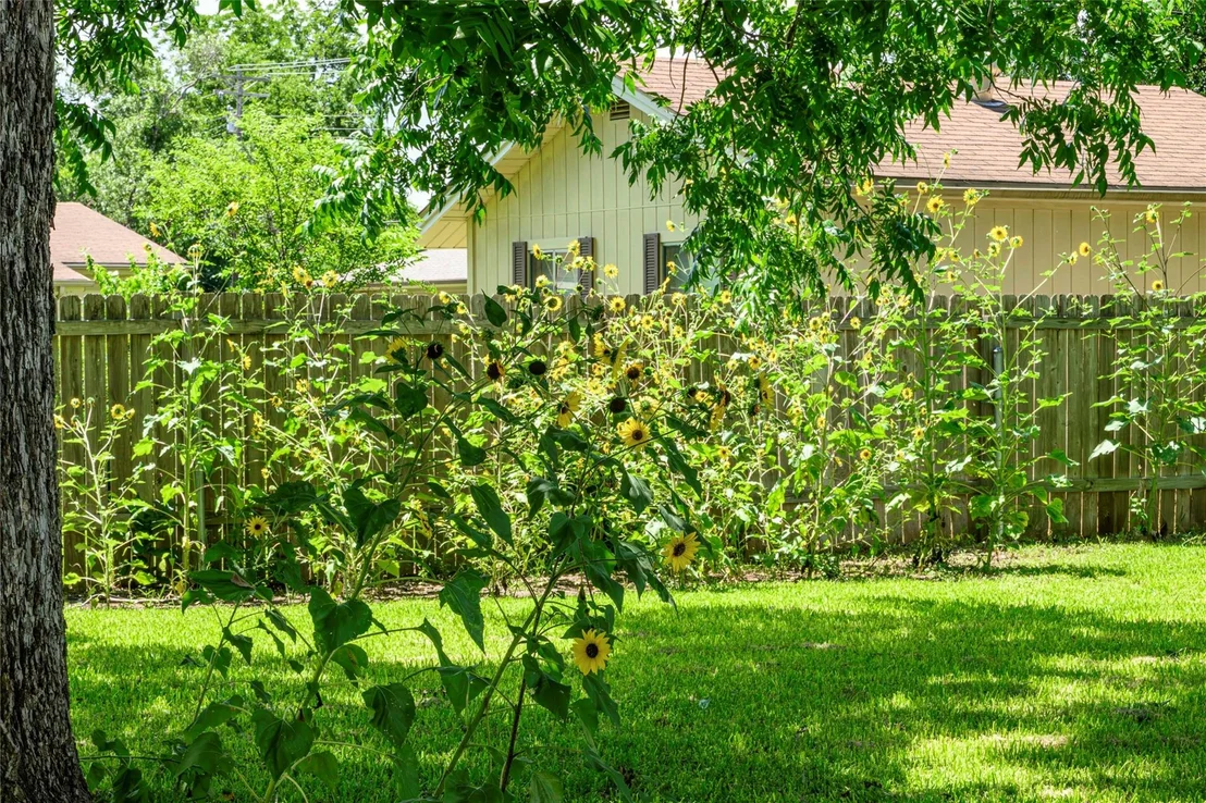 Photo of 1801 Ohlen RD