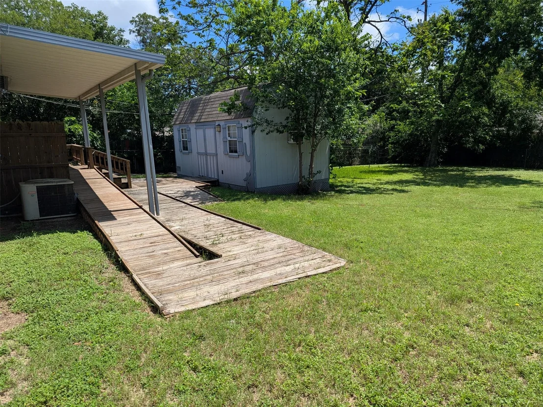 Photo of 8507 Contour DR