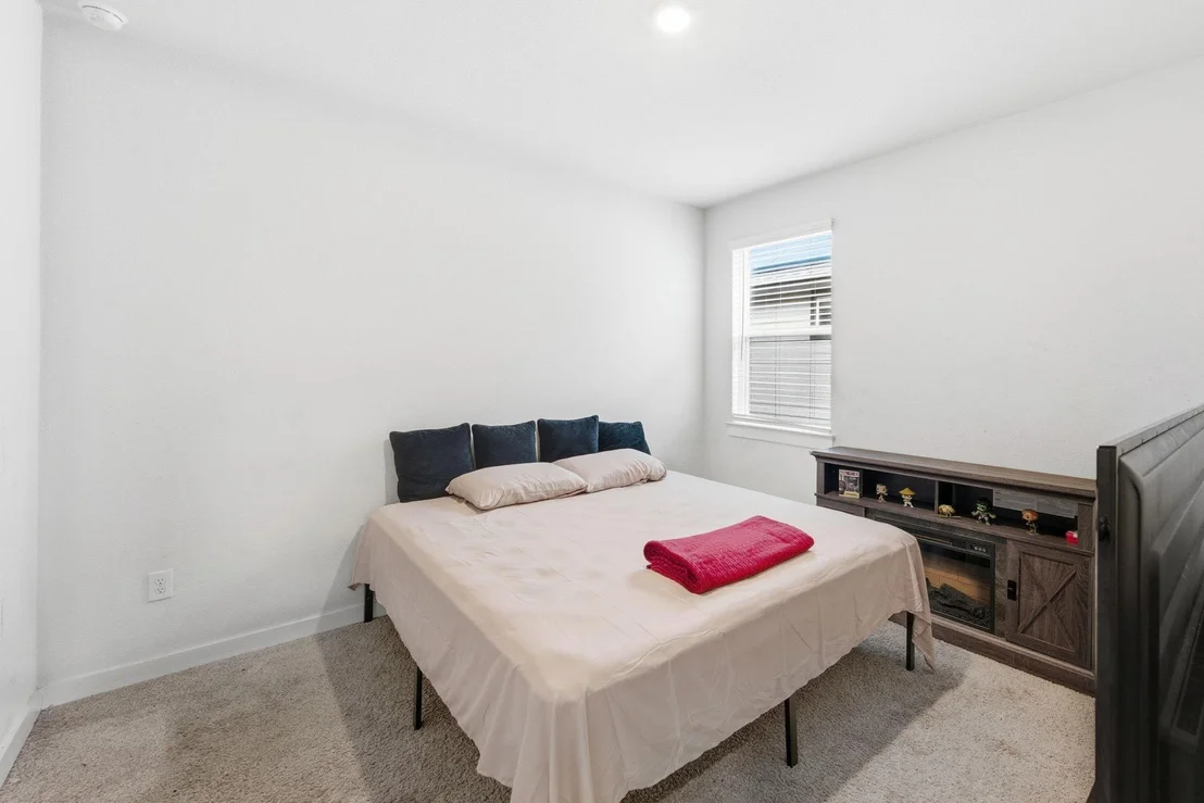 Photo of 241 Banff DR