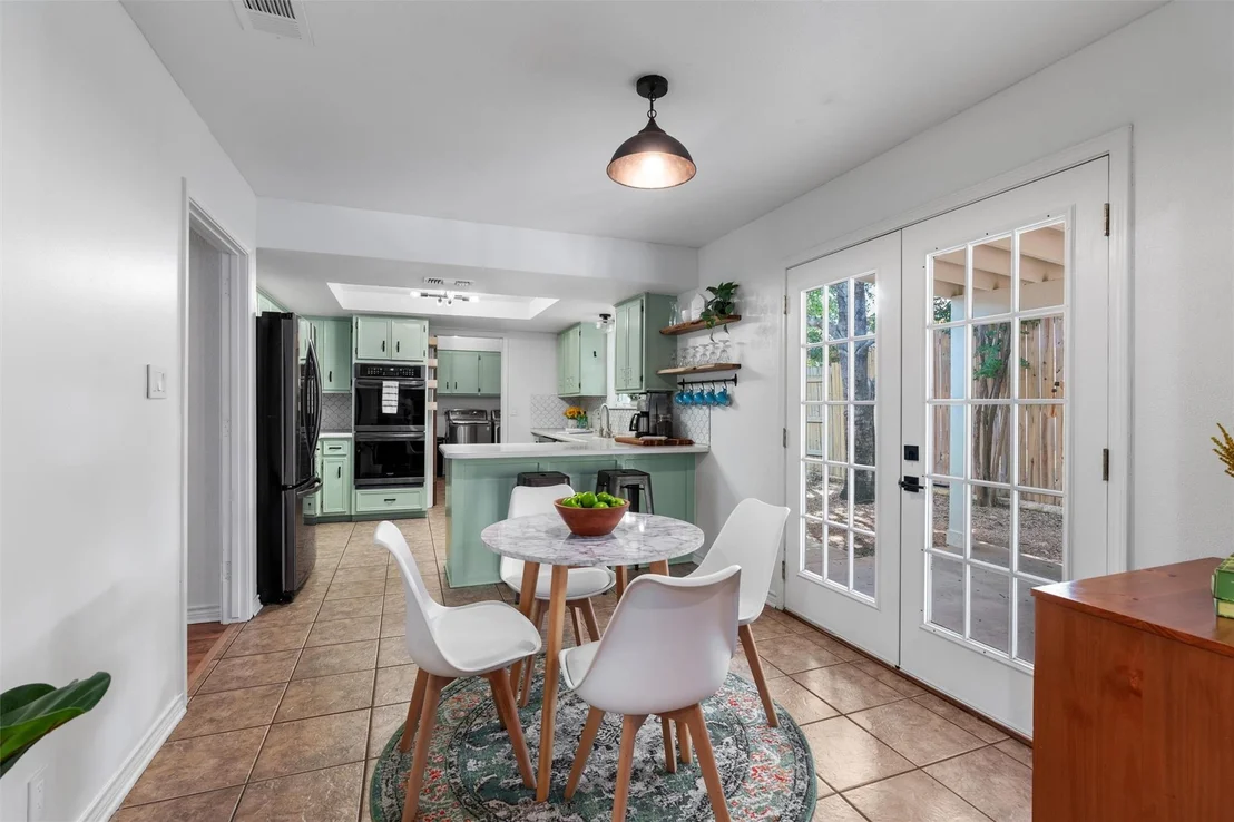 Photo of 112 Riverwood DR