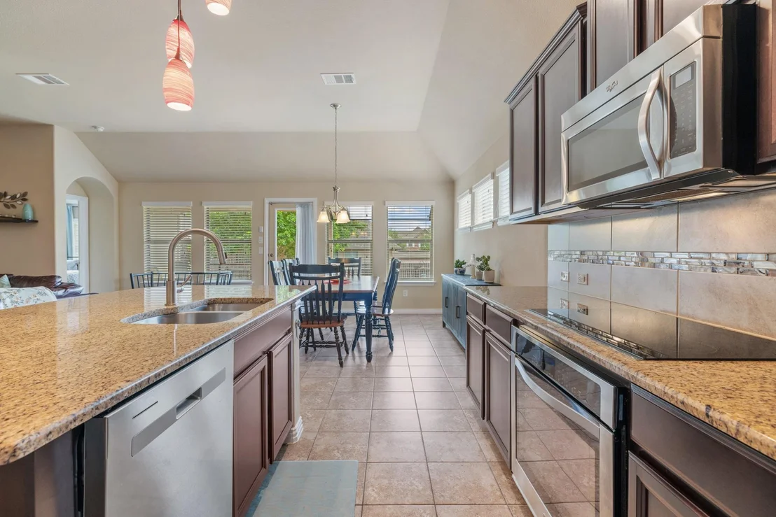 Photo of 921 Tabernash DR