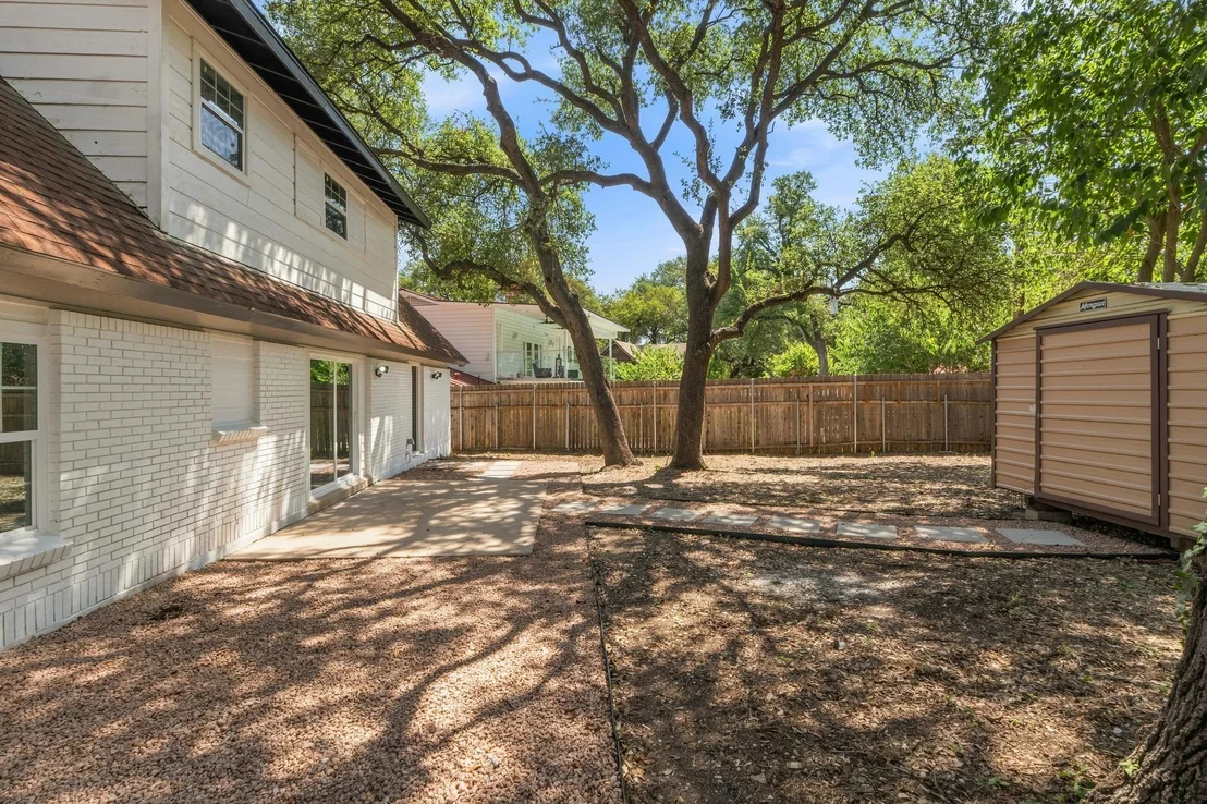 Photo of 903 Potomac PATH
