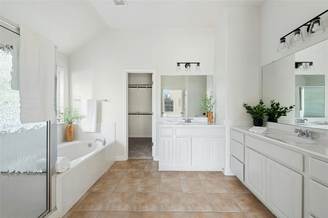 Photo of 2605 Mancuso BND