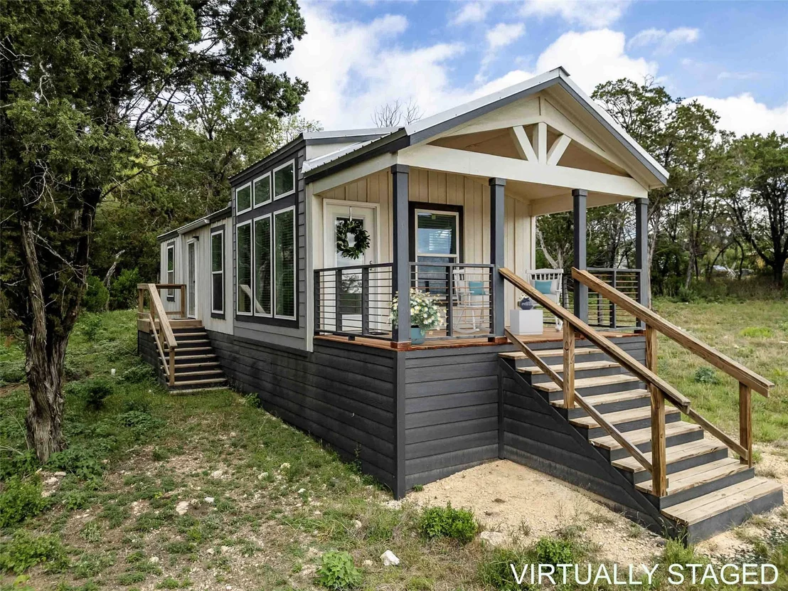 Photo of 3810 COUNTY ROAD 410
