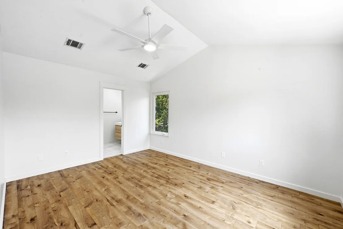 Photo of 7912 Finch TRL