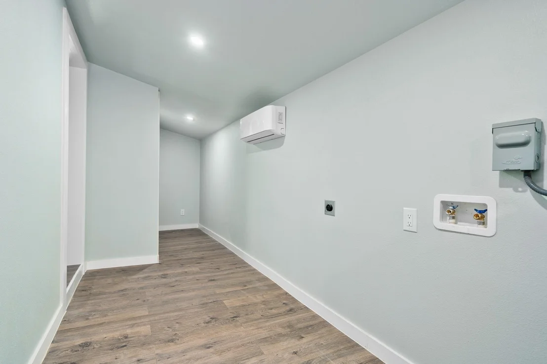 Photo of 248 Post Oak LN