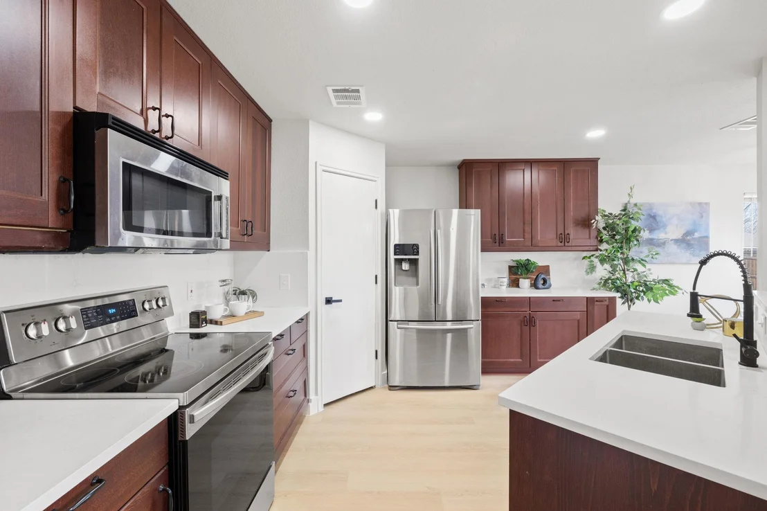 Photo of 212 Meadow Park DR