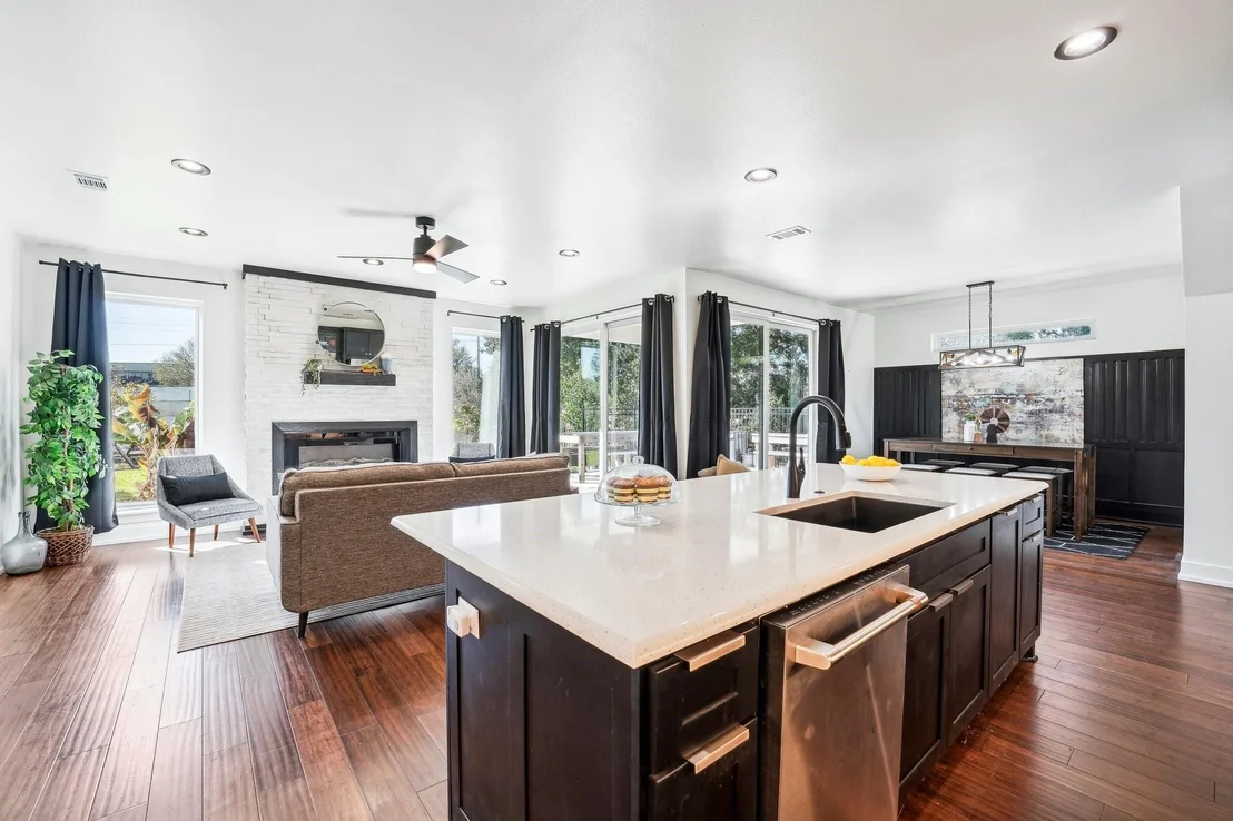 Photo of 405 Rio