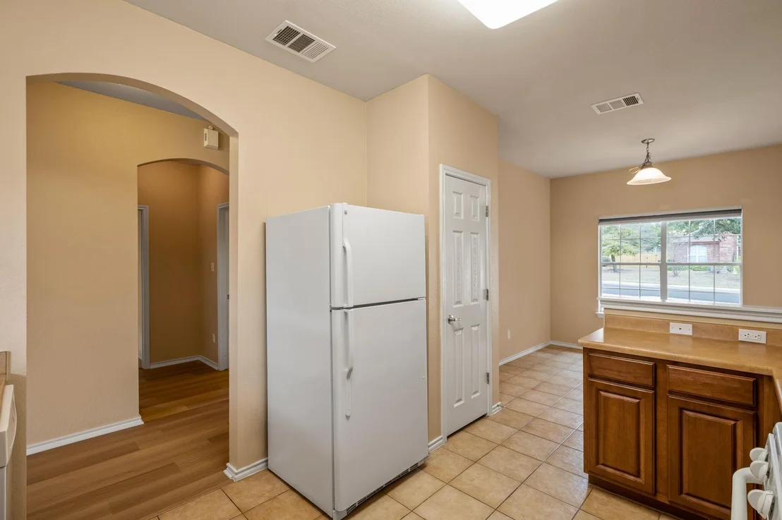 Photo of 248 Amber Oak DR