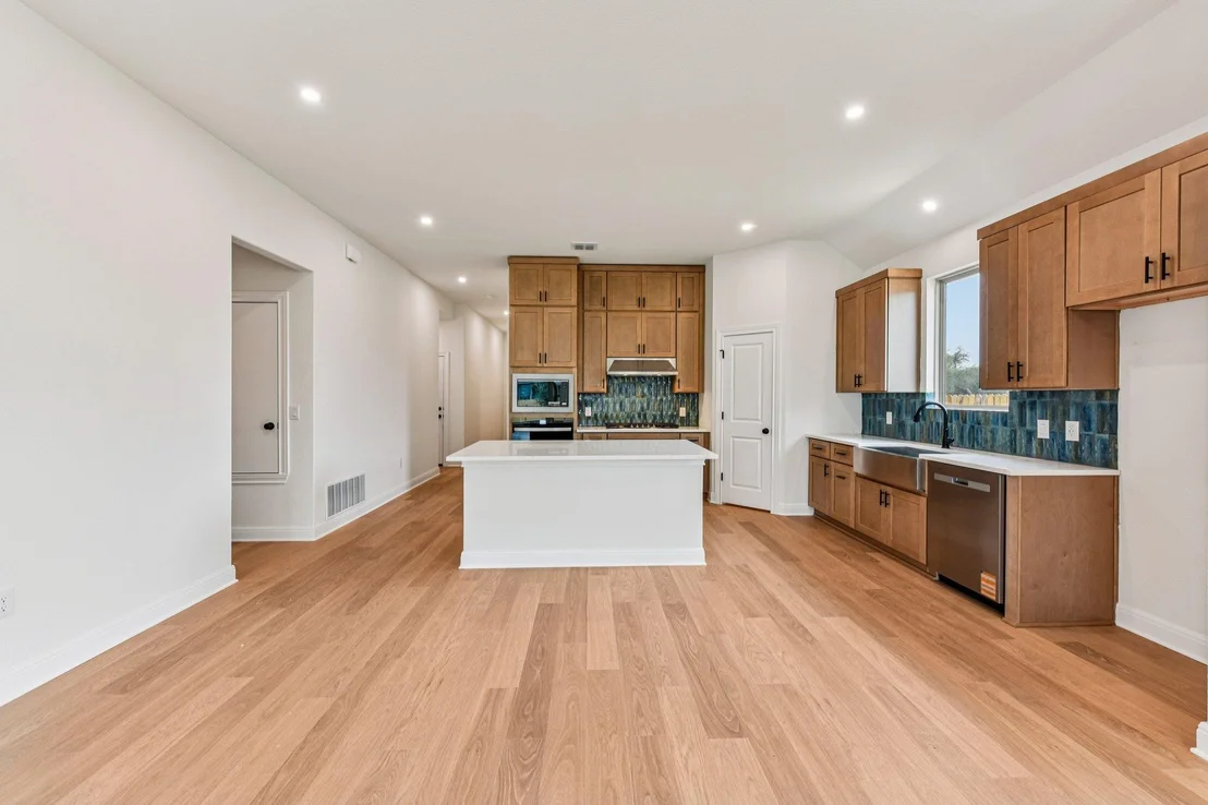 Photo of 581 Treadwell LN