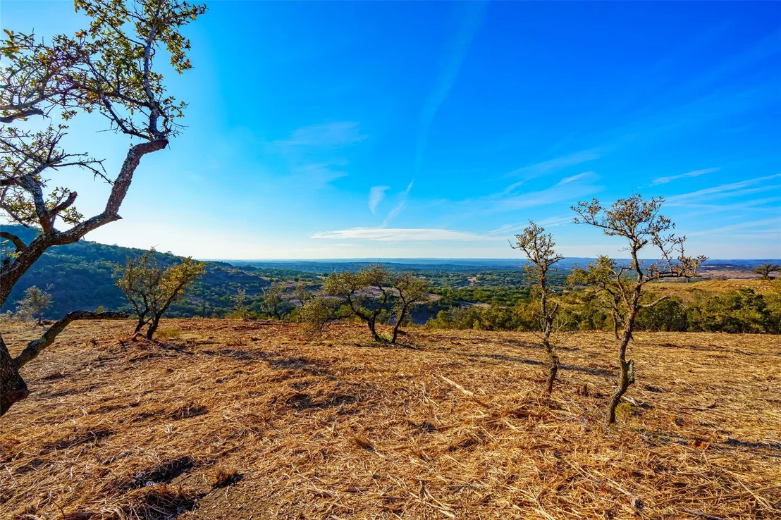 Photo of 20811 Hamilton Pool RD
