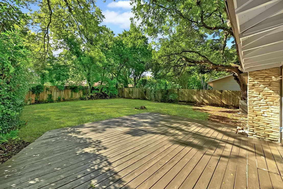 Photo of 10417 Firethorn LN