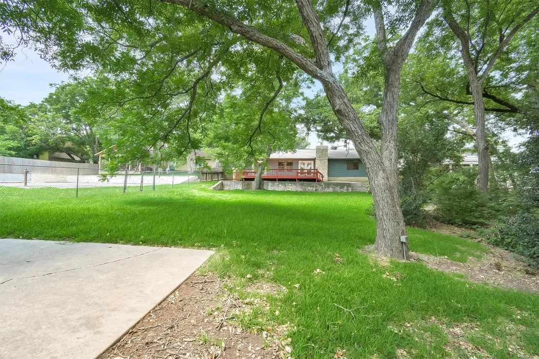 Photo of 1008 Hermitage DR