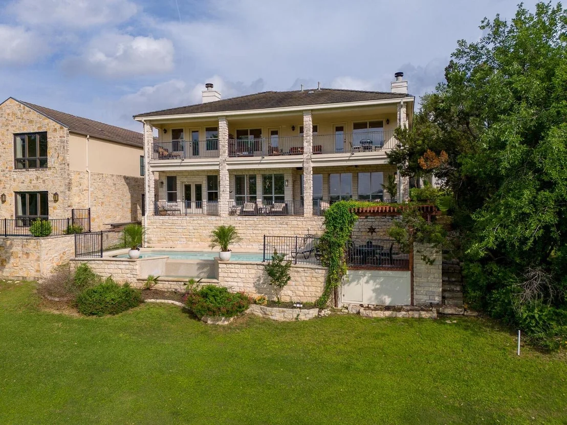 Photo of 47 WATERFALL DR