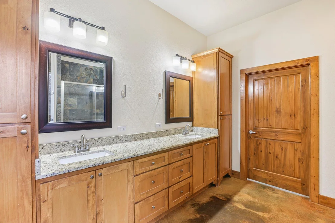 Photo of 267 Corral RD