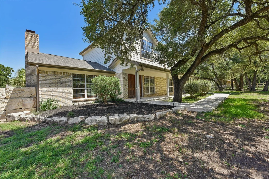 Photo of 1915 Oak Forest DR