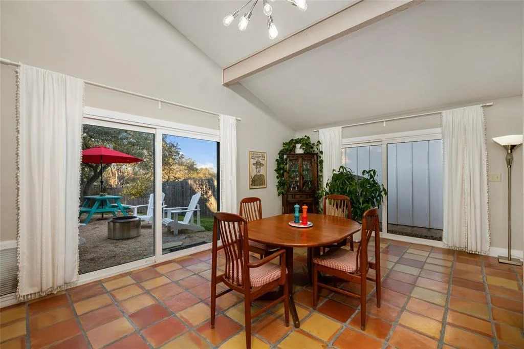 Photo of 2210 Red Fox RD