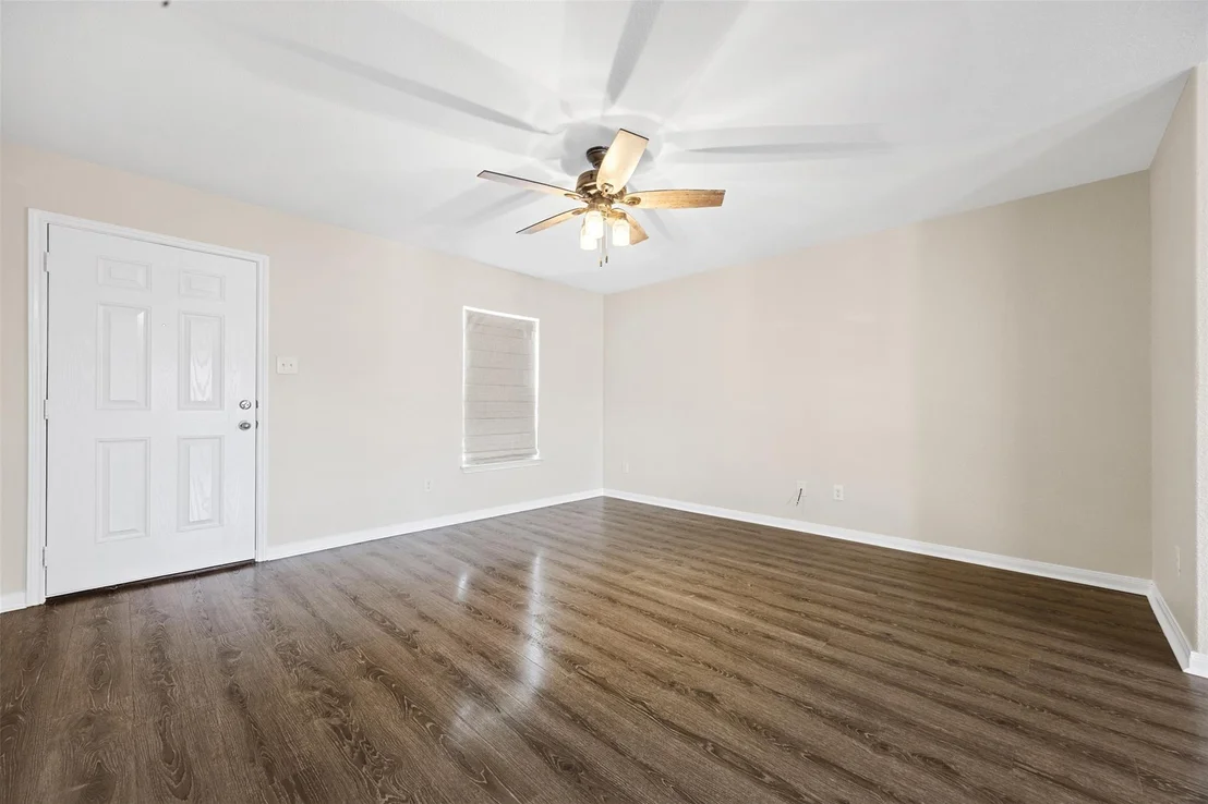Photo of 201 Yearwood LN