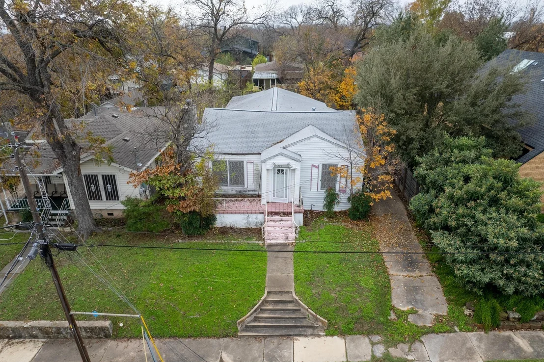 Photo of 2009 Hamilton Ave