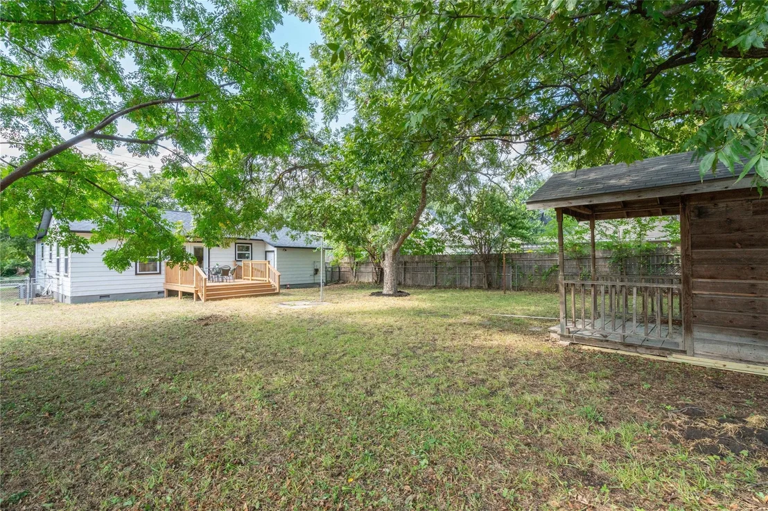 Photo of 7409 Grover Ave
