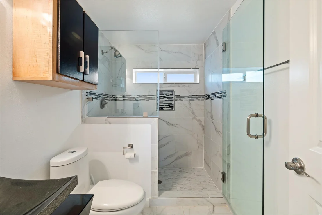 Photo of 107 Lake View DR