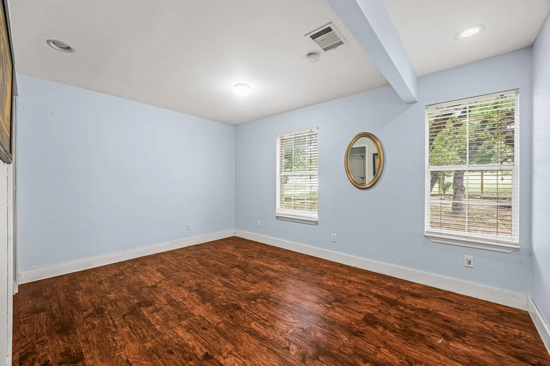 Photo of 2110 Spring Valley DR