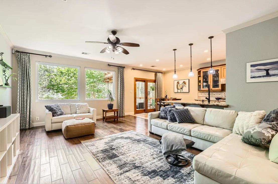 Photo of 4200 Canyon Glen CIR