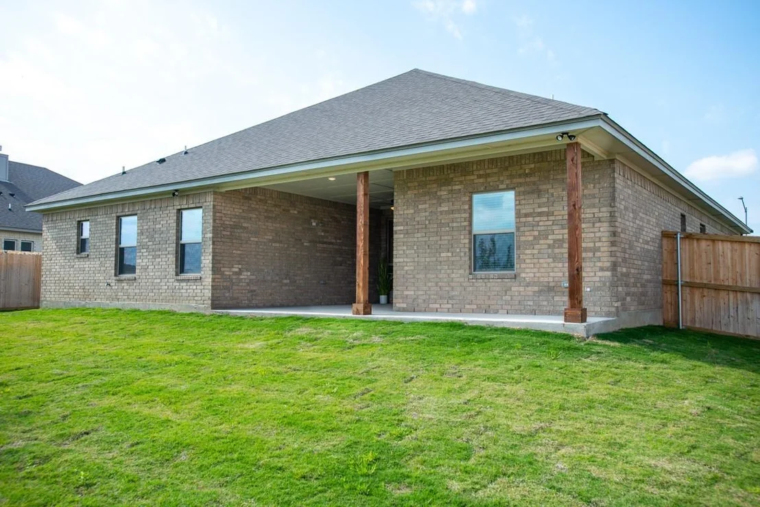 Photo of 1027 Winchester DR
