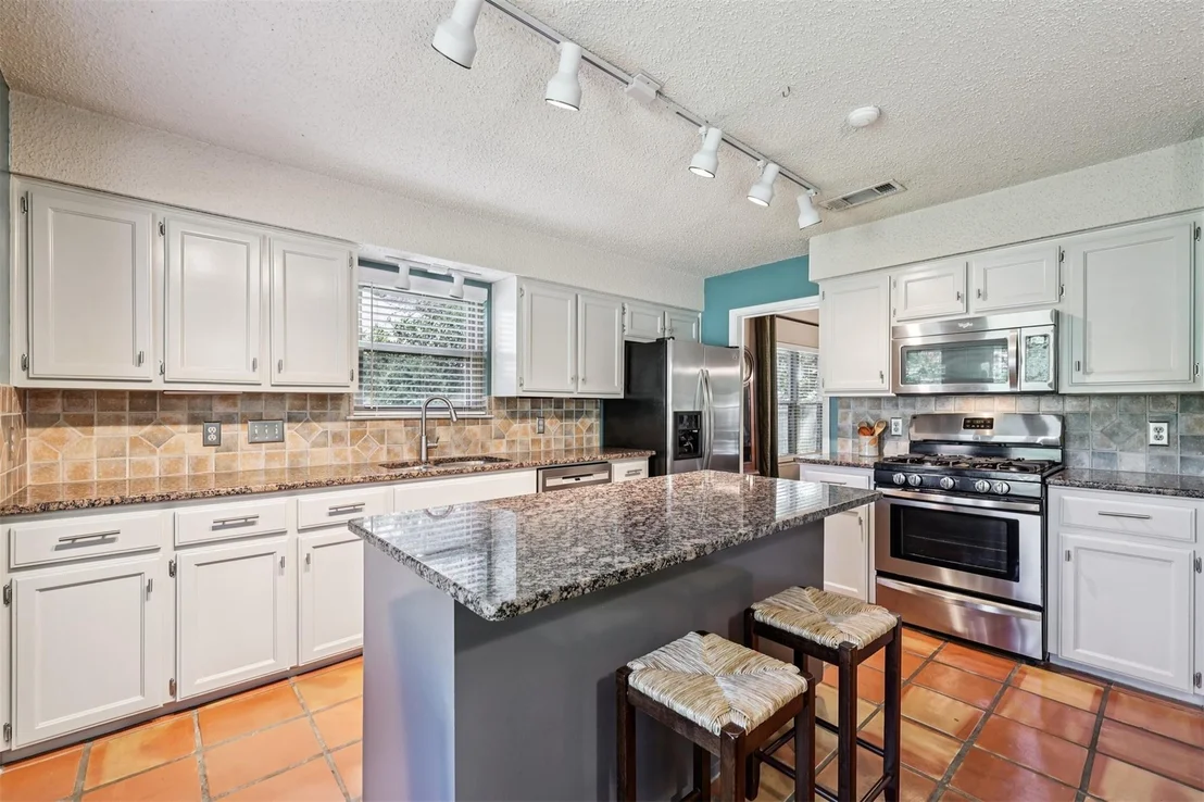 Photo of 5831 Secrest DR