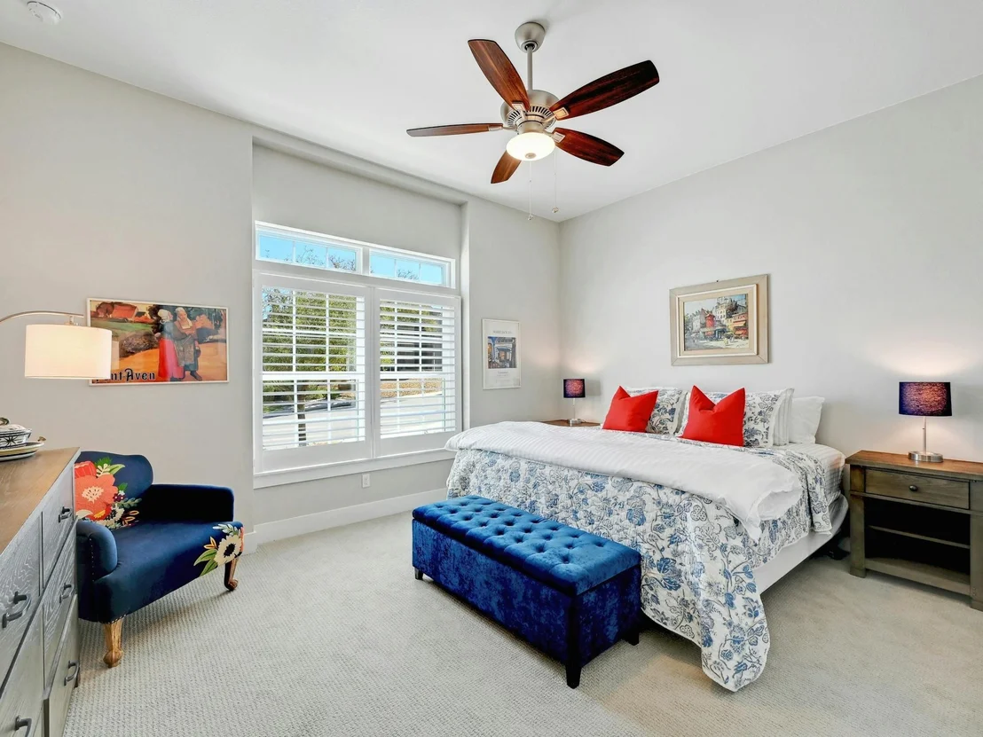Photo of 809 Dancing Oak LN