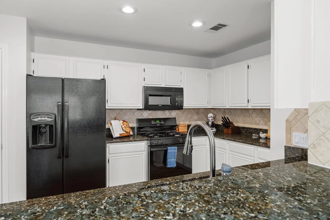 Photo of 1112 Faircrest DR