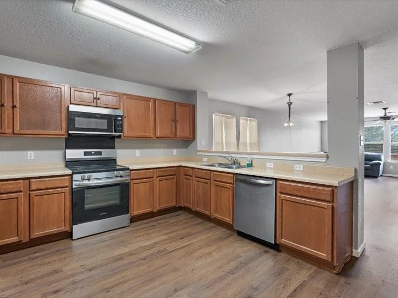 Photo of 204 Herrera TRL