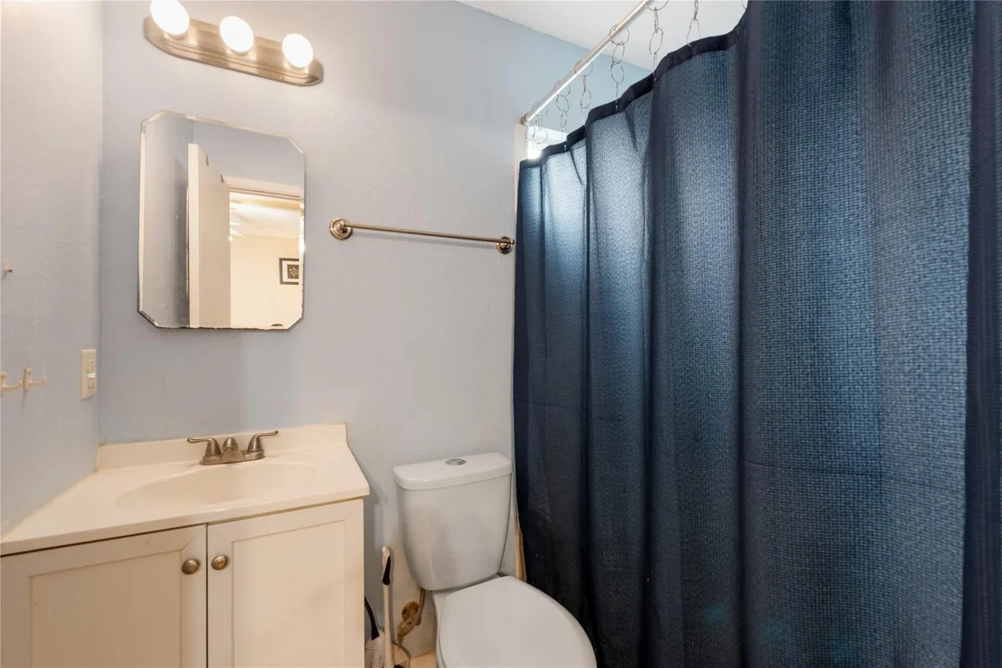 Photo of 1904 Heathwood CIR