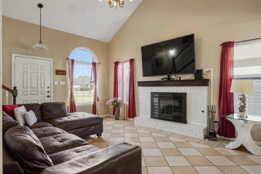 Photo of 2401 Smith Branch BLVD