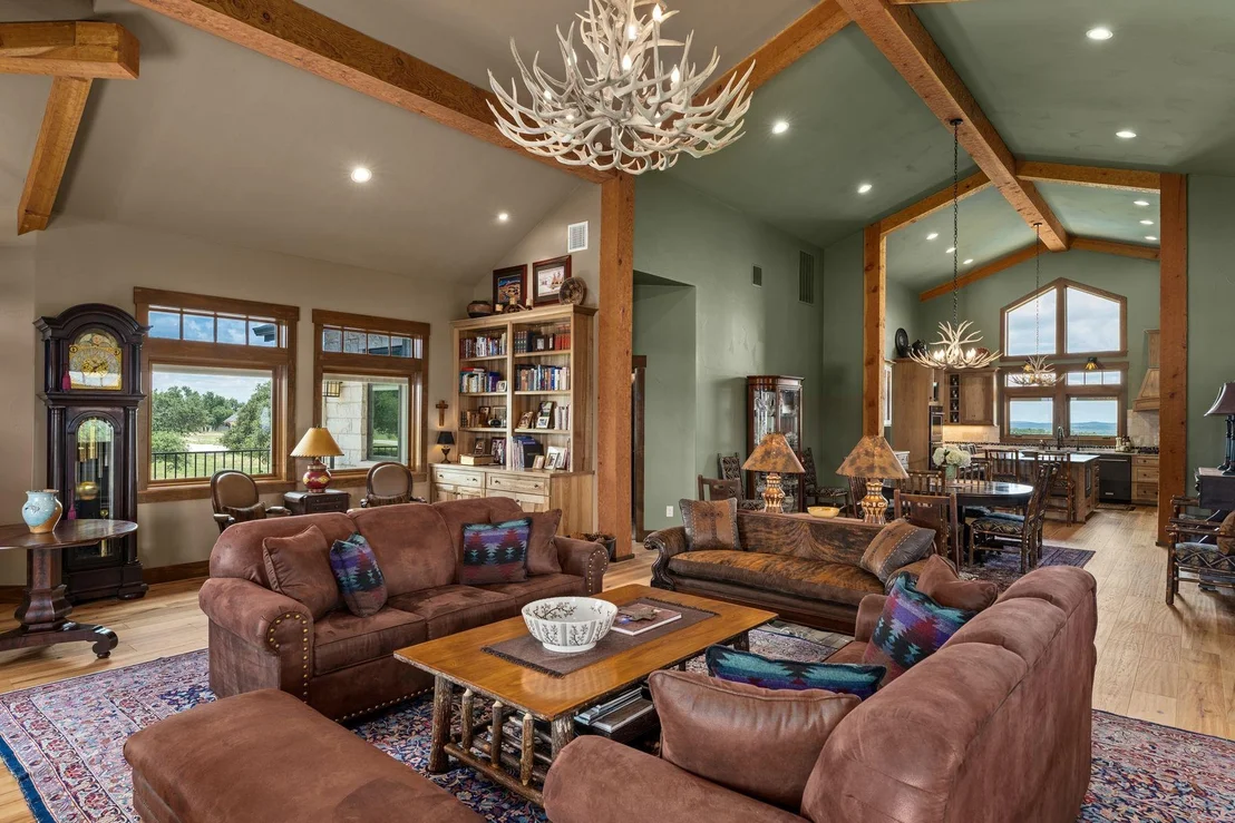 Photo of 115 Trophy Oak PT