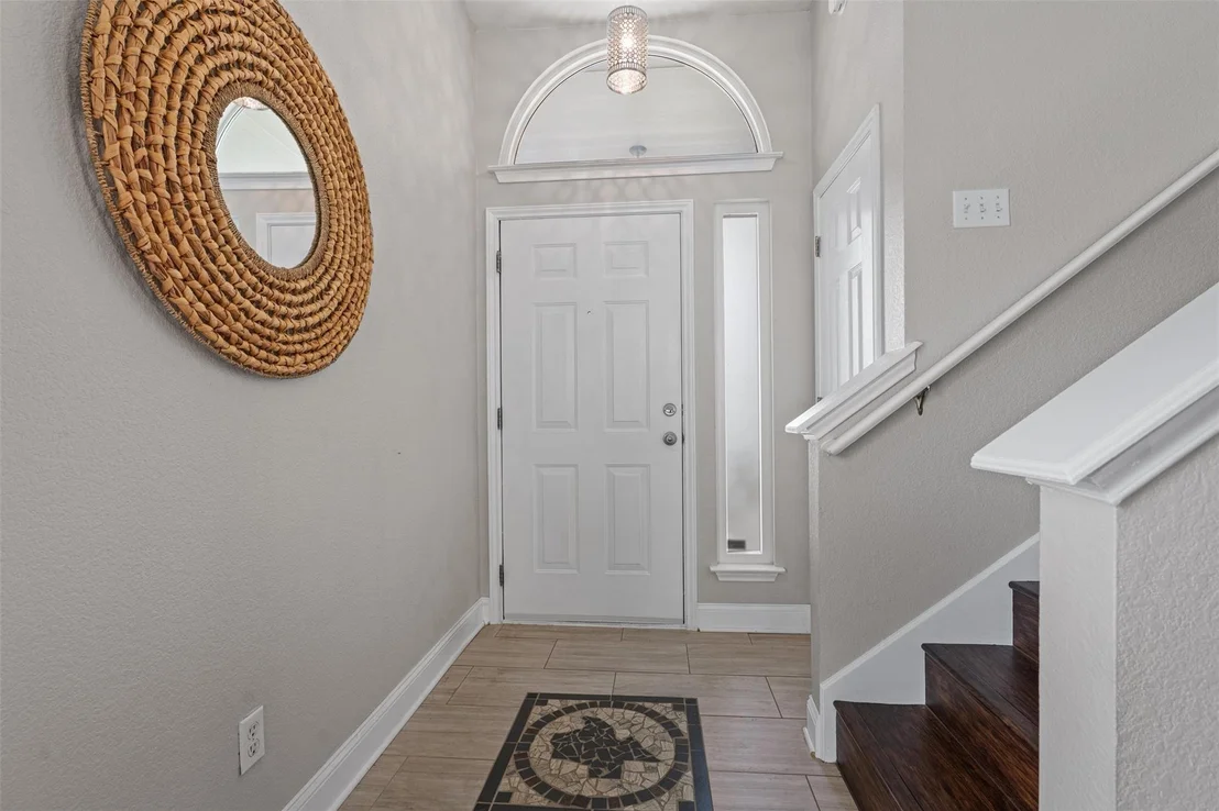 Photo of 17301 Valentine DR