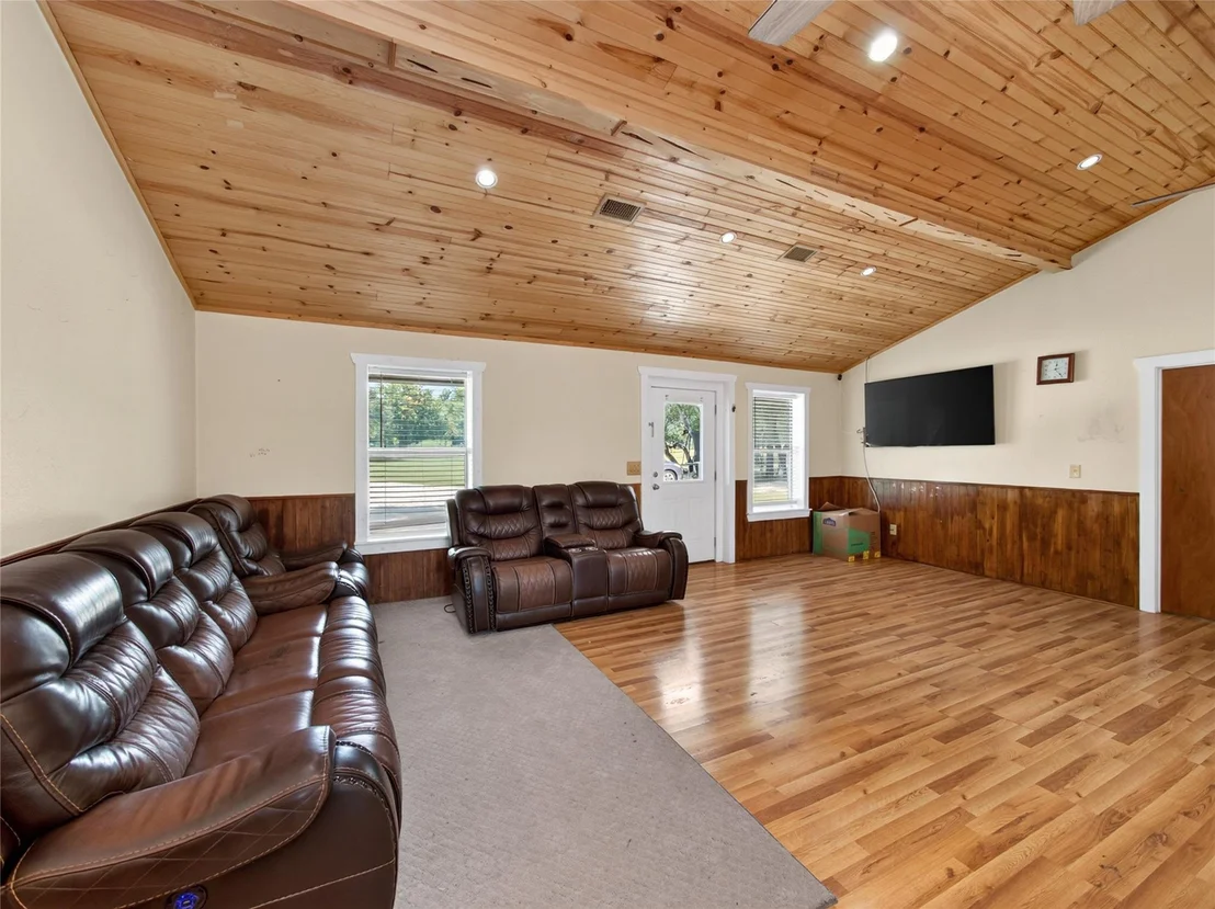 Photo of 1301 County Road 228
