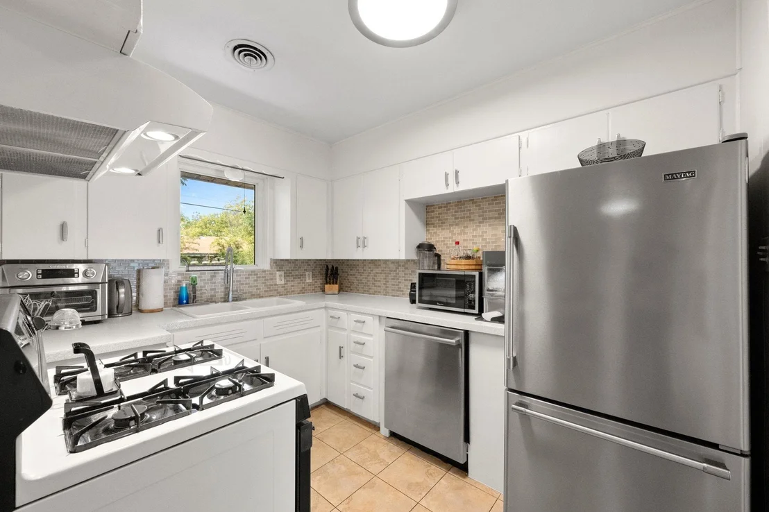 Photo of 2702 Little John LN