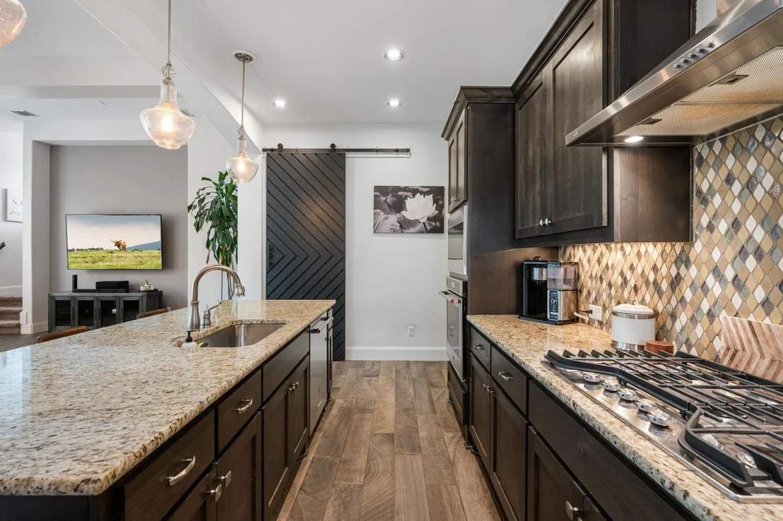 Photo of 401 Skyflower DR