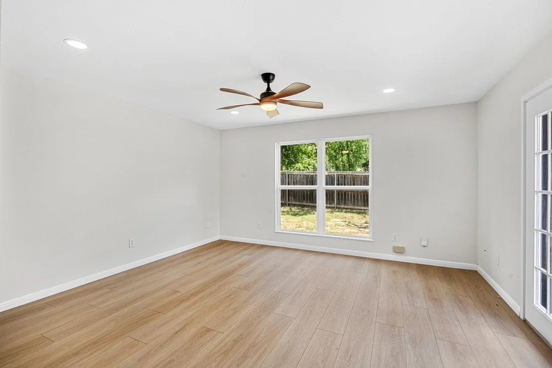 Photo of 3012 Monument DR