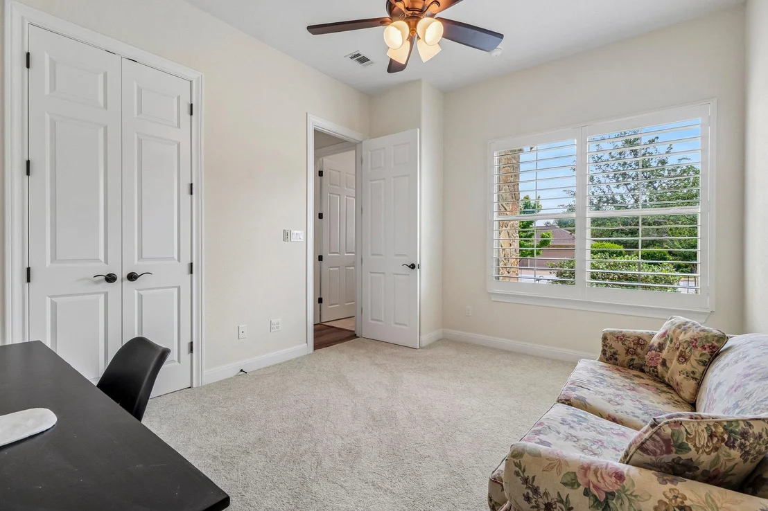Photo of 1302 Big DR